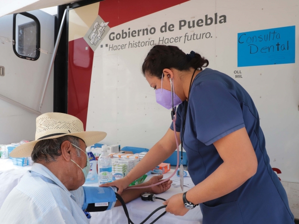 Lleva SEDIF a Yeloixtlahuaca servicios gratuitos de salud