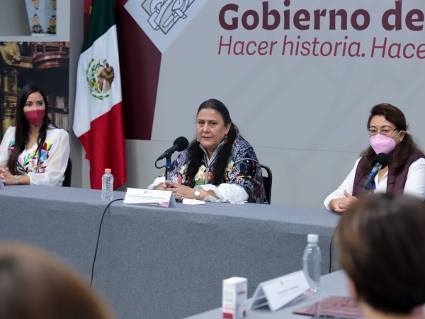 Refrenda Rosario Orozco compromiso del SEDIF con población más vulnerable