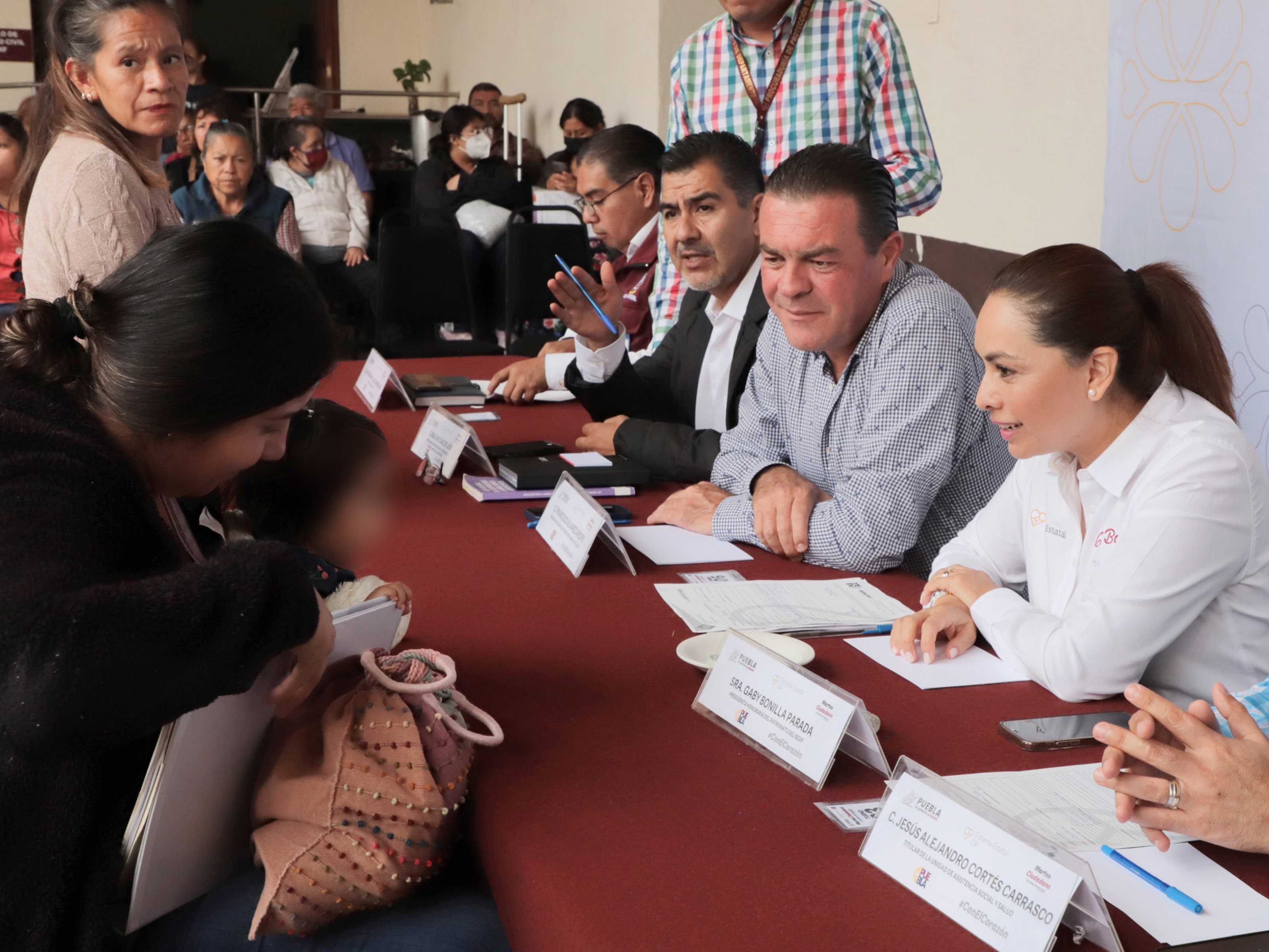 En “Jornada Ciudadana”, SEDIF otorga beneficios de los programas sociales