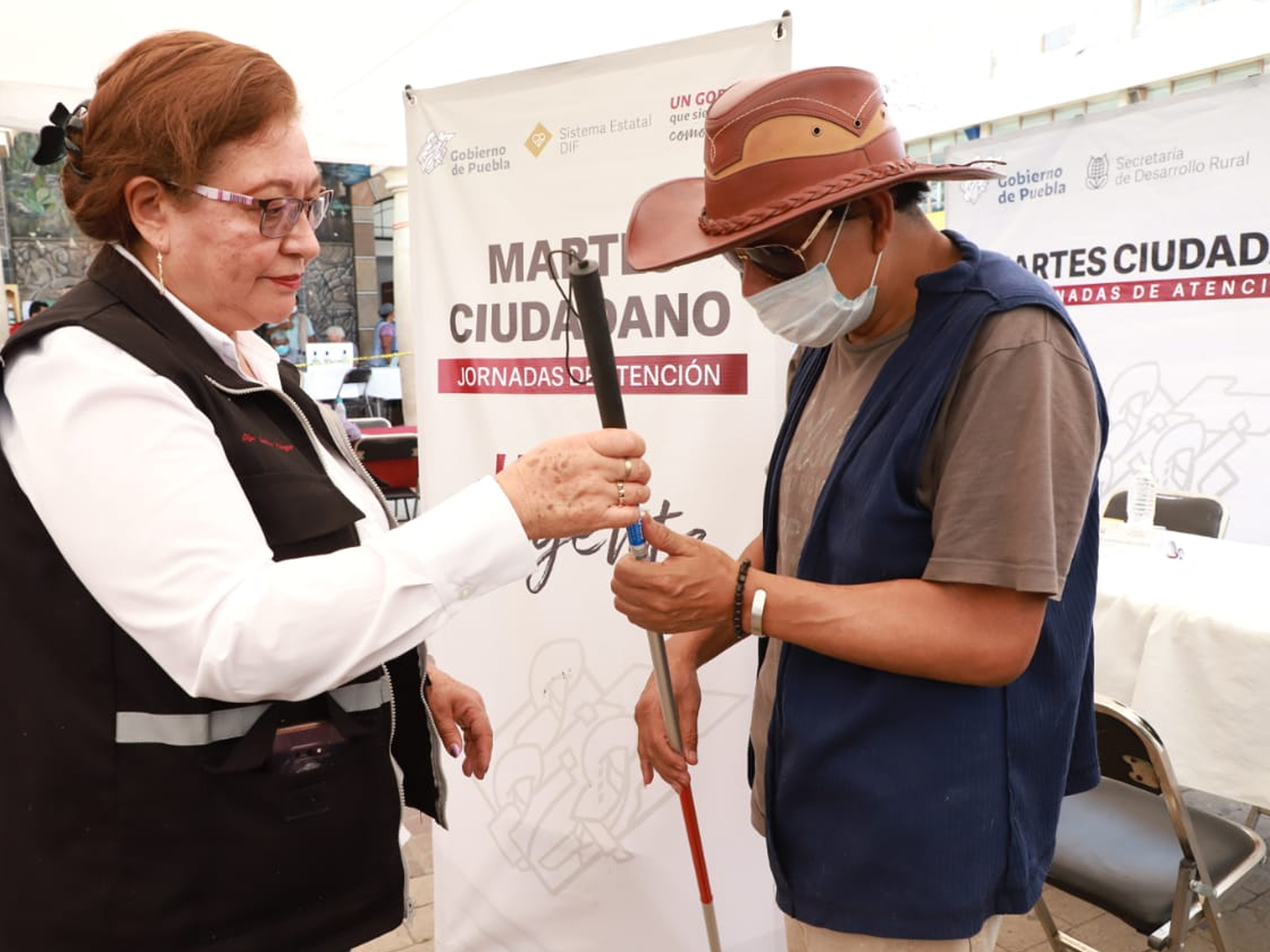 Beneficia SEDIF a tehuacanenses durante “Martes Ciudadano”
