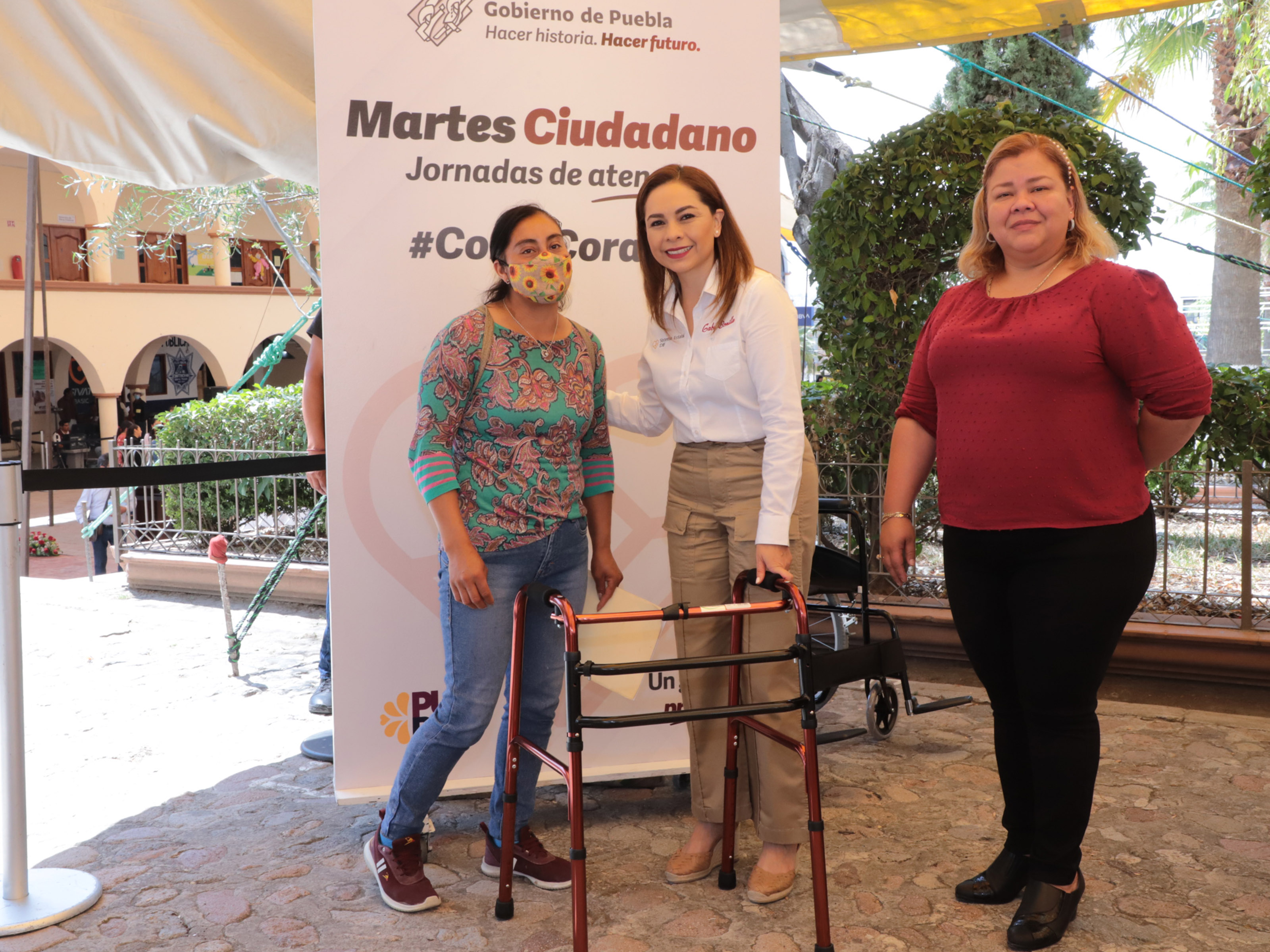 En “Martes Ciudadano”, SEDIF acerca beneficios a población de Cuautinchán