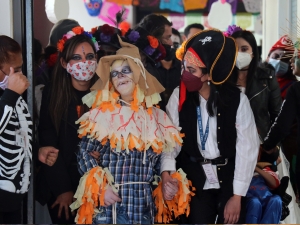 Realiza SEDIF festejos alusivos al “Día de Muertos” en casas de asistencia