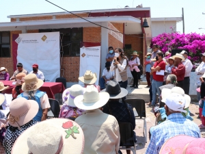 Asegura SEDIF alimentación de personas adultas mayores en Tecola