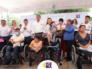 Acerca SEDIF programas y servicios a Tehuacán