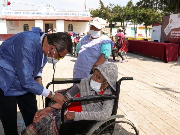 Beneficia SEDIF a 462 personas de San Miguel Espejo con Jornada de Salud