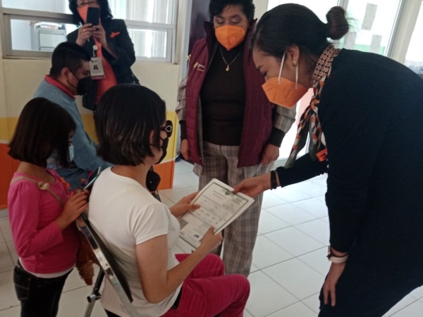 Con actas de nacimiento en Braille, SEDIF acerca servicios en Guadalupe Victoria