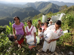 Beneficia SEDIF a más habitantes de la Sierra Norte afectados por “Grace”