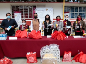 Recibe SEDIF donación de OXXO para población afectada de Xochimehuacan