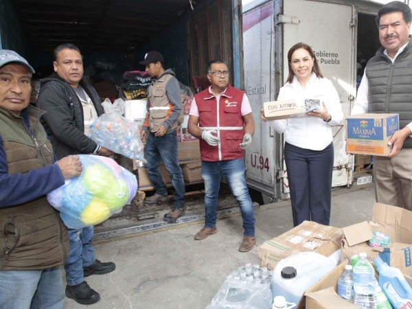 Abandera Gaby Bonilla salida de convoy de víveres a Guerrero