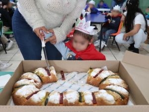 Viven niñas, niños y adolescentes del SEDIF la magia de &quot;Reyes Magos&quot;